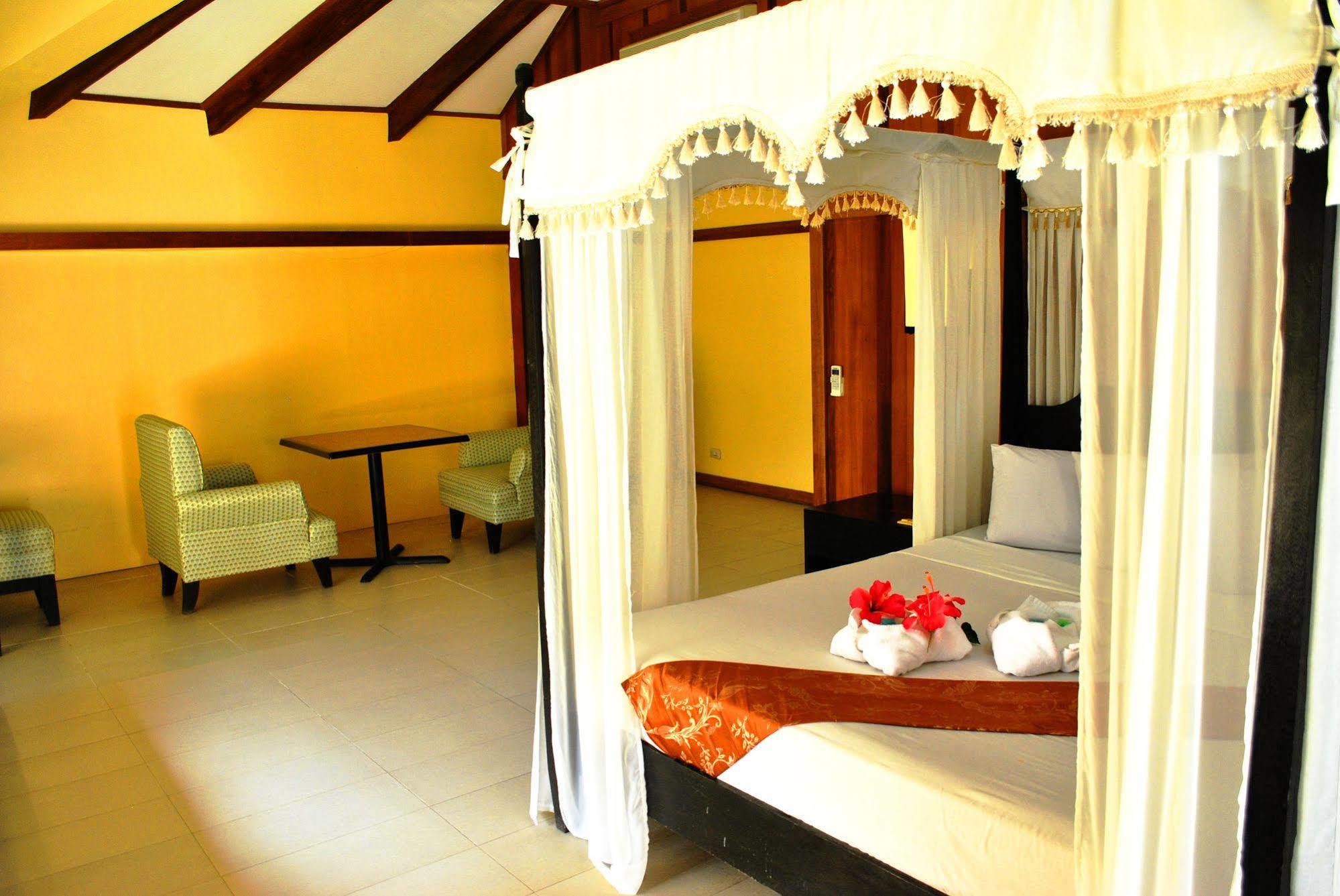 Leyte Park Resort Hotel تاكلوبان المظهر الخارجي الصورة